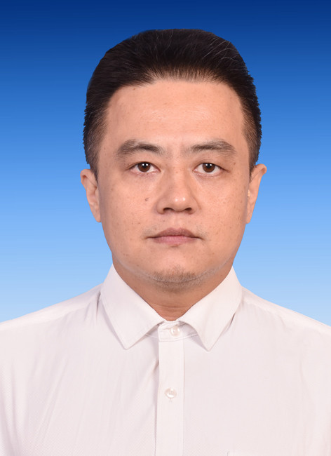 蓝底照片.jpg